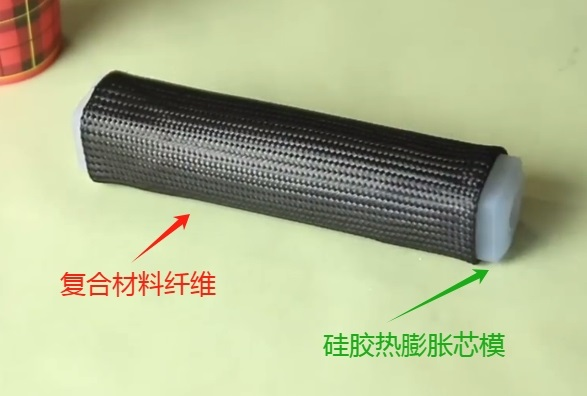 定制化時代如何選擇碳纖維復合材料成型工藝中用的硅橡膠？